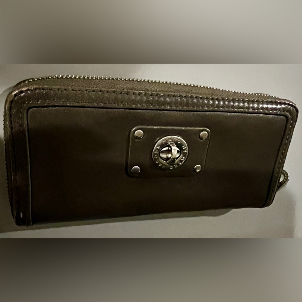 Marc Jacob’s wallet